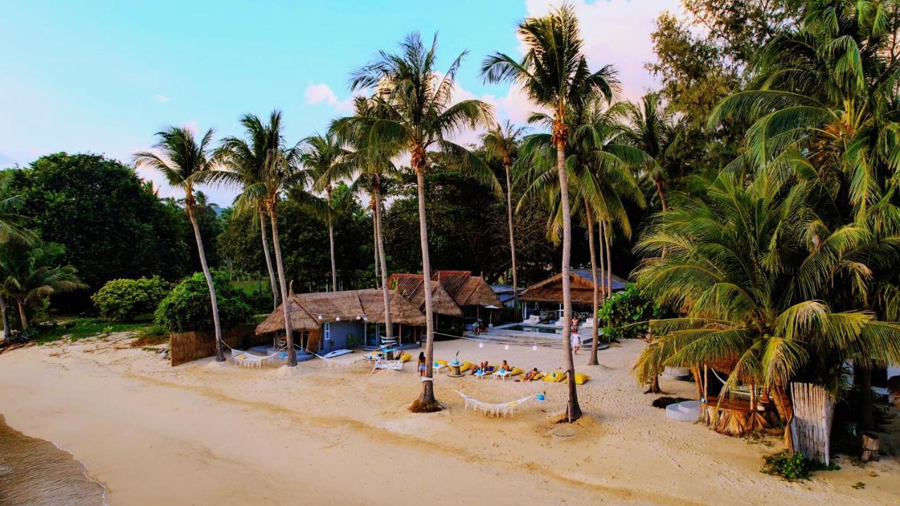 Sea Love Beach Bar & Bungalows Baan Tai Exterior foto
