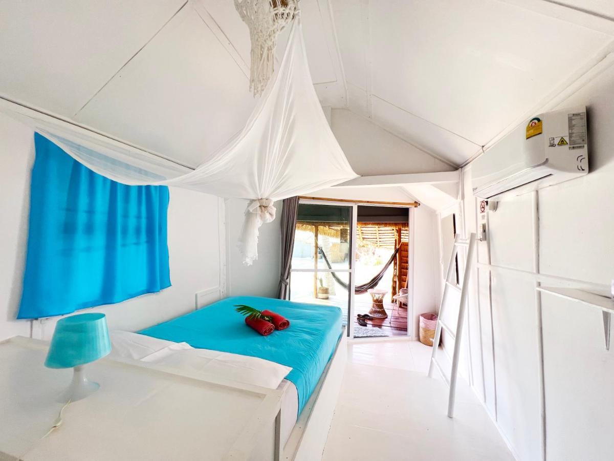 Sea Love Beach Bar & Bungalows Baan Tai Exterior foto