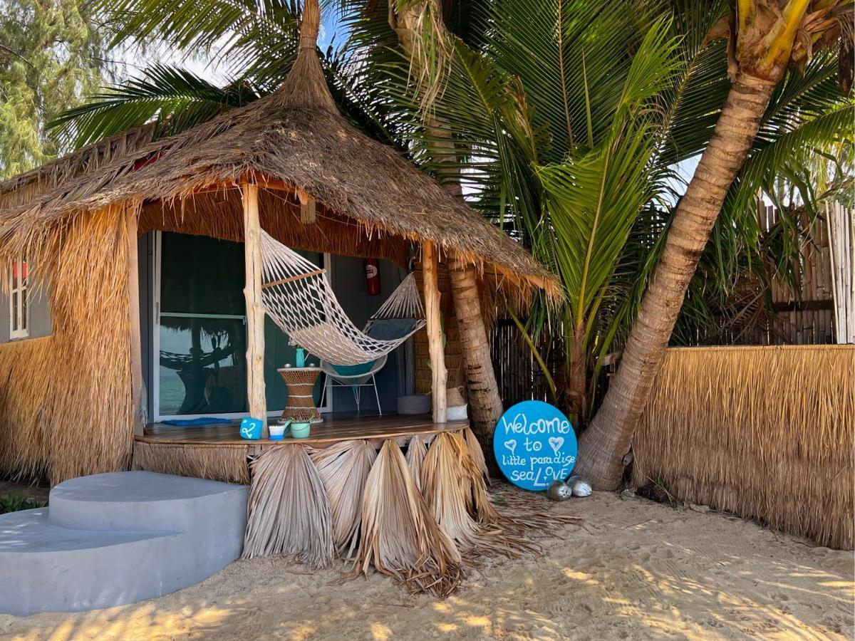 Sea Love Beach Bar & Bungalows Baan Tai Exterior foto