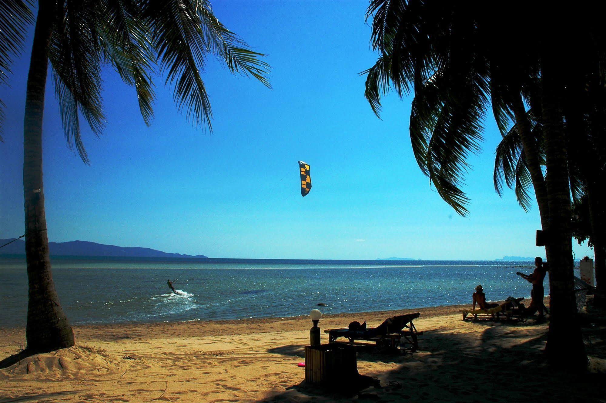 Sea Love Beach Bar & Bungalows Baan Tai Exterior foto